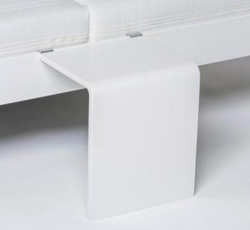 Auping wit aanhangtafeltje / bijzettafel /nachtkastje  beschikbaar voor biedingen