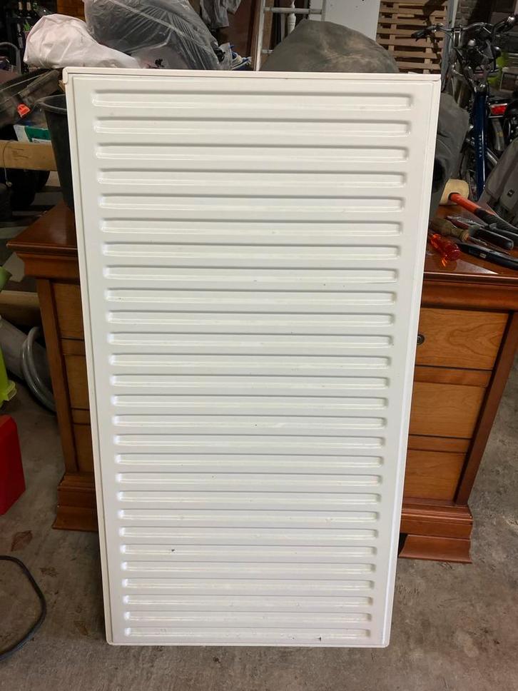 Radiator 110x60 T22 - Perfecte Verwarming!, Doe-het-zelf en Verbouw, Verwarming en Radiatoren, Gebruikt, Radiator, 800 watt of meer