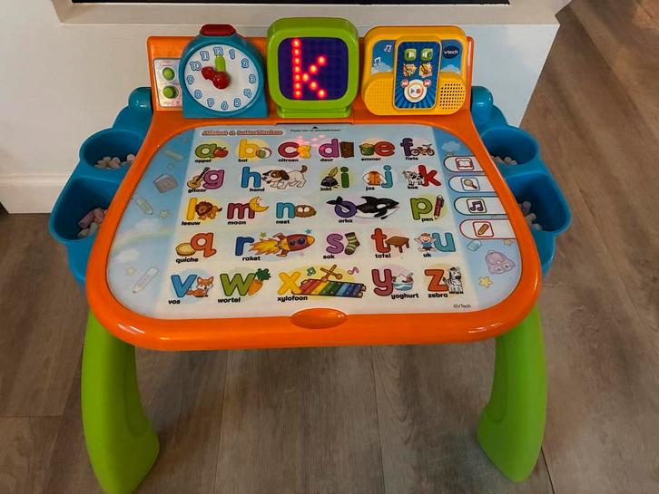 VTech activiteiten tafel, Kinderen en Baby's, Speelgoed | Educatief en Creatief, Zo goed als nieuw, Taal en Lezen, Met geluid