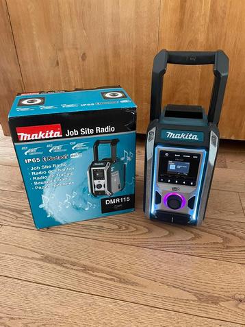 Makita bouwradio Dmr115 | Met orginele doos beschikbaar voor biedingen