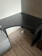 Hoekbureau met opzet / ikea Micke / zwart-bruin, Huis en Inrichting, Ophalen, Zo goed als nieuw