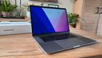 Macbook 15 inch (2016, 256 GB, 2 tot 3 Ghz, Zo goed als nieuw, 16 GB