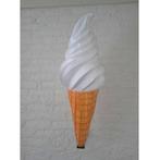 Softijs ijsje 90 cm - softijsje polyester met muurbeugel, Ophalen, Reclamebord, HorecaBeelden, Nieuw