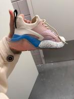 Sneakers, Overige kleuren, Ophalen of Verzenden, Sneakers of Gympen, Onbekend