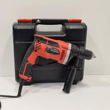 MakTec MT815K 710 Watt Boormachine in Nette Staat beschikbaar voor biedingen