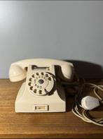 Vintage PTT Ericsson witte bakeliet telefoon nov 1961.332, Telecommunicatie, Vaste telefoons | Niet Draadloos, Ophalen of Verzenden