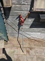 Een oude olie/brandstofpomp, Ophalen of Verzenden