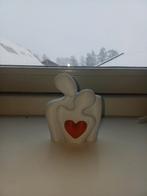 Koppel beeldje met hart - Valentijn cadeau, Ophalen of Verzenden, Zo goed als nieuw, Mens