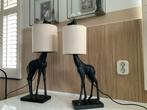 2 zwarte tafellampen Giraffen, Huis en Inrichting, Lampen | Tafellampen, Ophalen of Verzenden, Zo goed als nieuw, 50 tot 75 cm