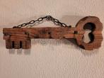 Sleutelrek sleutelrekje sleutel hout houten vintage oud, Ophalen of Verzenden, Zo goed als nieuw