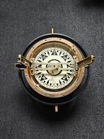 Antiek scheepskompas 'Observator Rotterdam', Ophalen