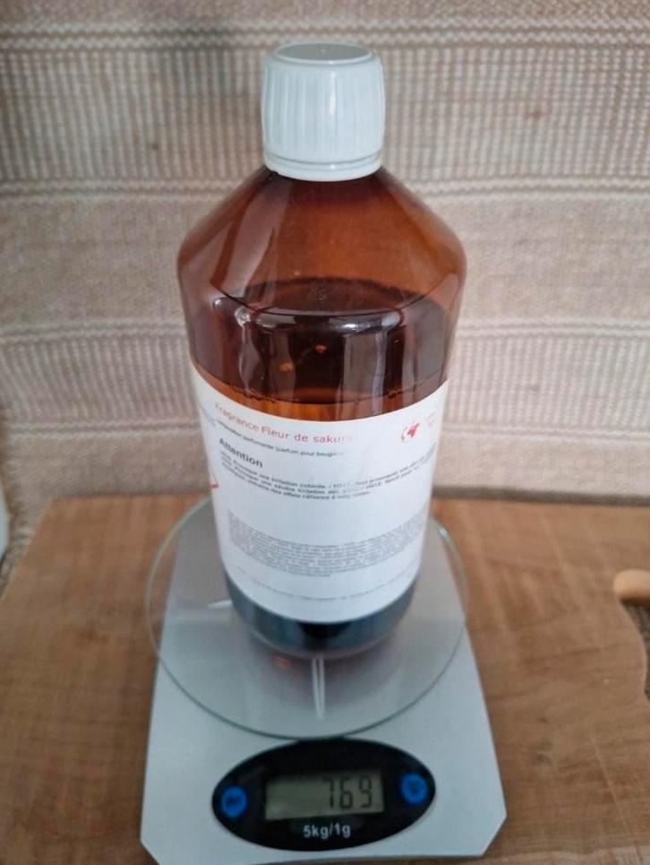 Fragrance oil (geur olie) - Fleur de Sakura, Hobby en Vrije tijd, Overige Hobby en Vrije tijd, Gebruikt, Ophalen of Verzenden