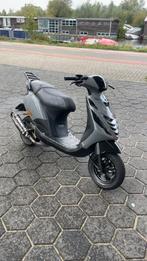 Zip 70cc h2o, Fietsen en Brommers, Scooters | Piaggio, Ophalen, Tweetakt, Gebruikt, Maximaal 45 km/u