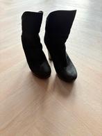 Hele mooie winter laarsjes van UGGS maat 37 zwart, Ophalen, UGG, Zwart, Zo goed als nieuw