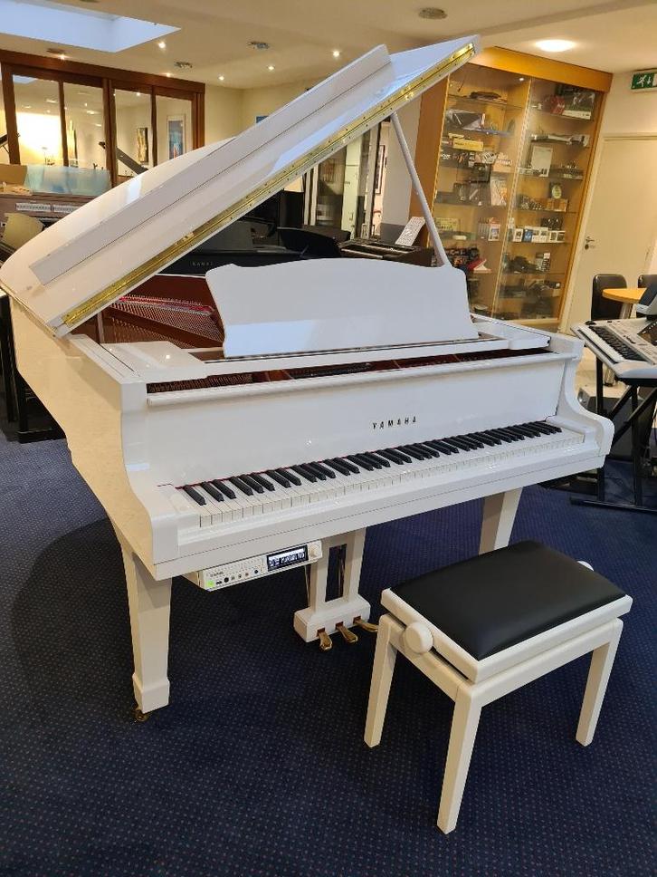 Yamaha DC2 E3 PWH Disklavier vleugel wit hoogglans (2010), Muziek en Instrumenten, Piano's, Gebruikt, Vleugel, Wit, Hoogglans