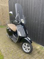 Vespa Primavera scooter (z.g.a.n.), Fietsen en Brommers, Scooters | Vespa, Ophalen, Overige modellen, Zo goed als nieuw, Benzine