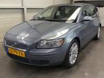 Volvo V50 2.4 Momentum - Airco - Leer - Mooie auto!, Parkeersensor, Gebruikt, 700 kg, Grijs
