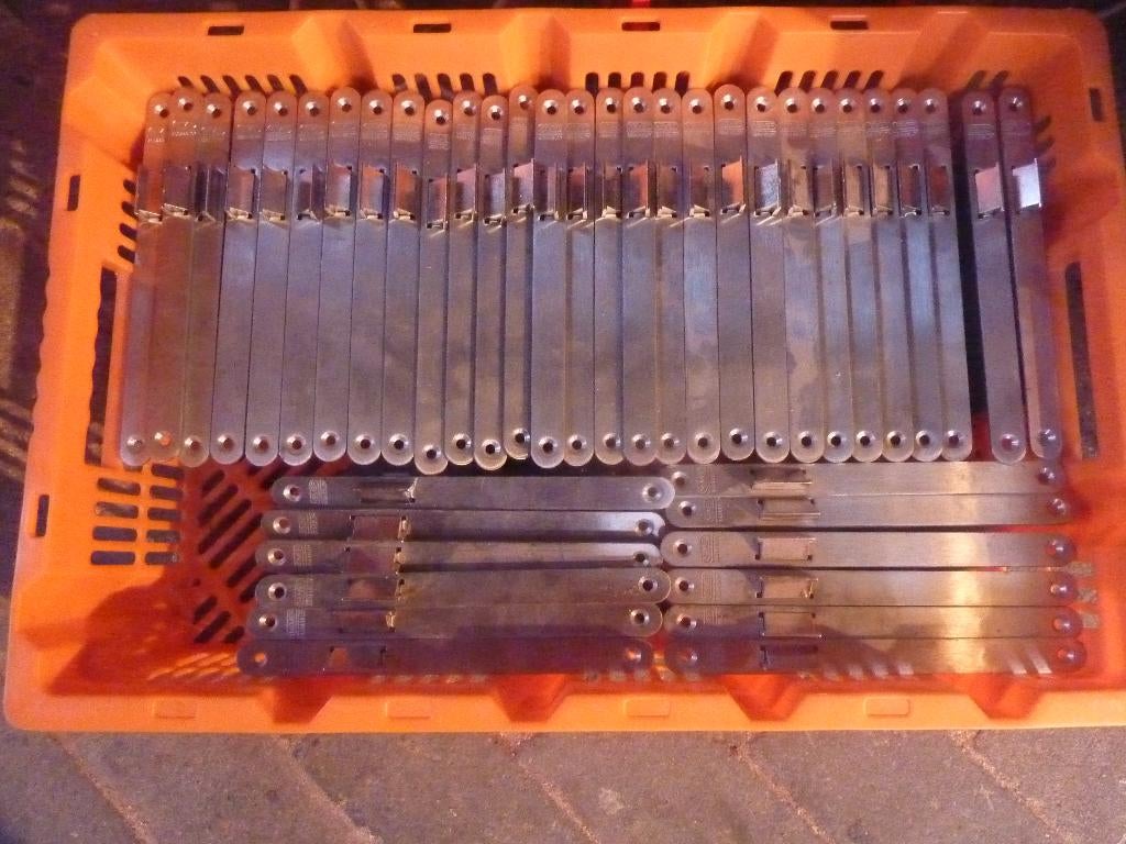 nieuwe nemef loopsloten  235 mm voorplaat 50 stuks, Ophalen, Nieuw, IJzer, Slot