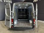 Volkswagen Crafter 2.0 TDI 141pk L3H3 L2H2 Euro6 Airco | Cam, Stof, Gebruikt, 4 cilinders, Elektrische ramen