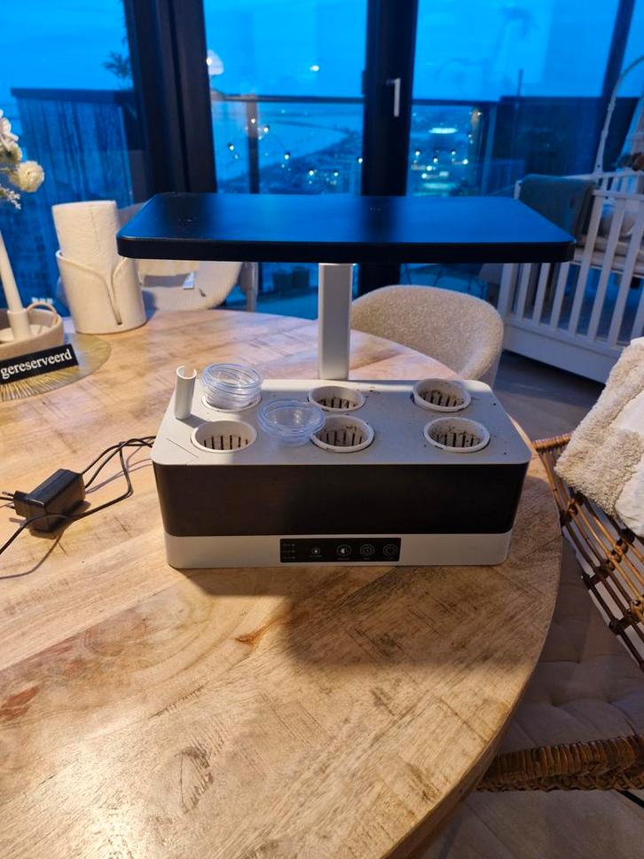 Kweekbak met LED groeilamp, Tuin en Terras, Kweekspullen, Zo goed als nieuw, Kweekbak, Ophalen