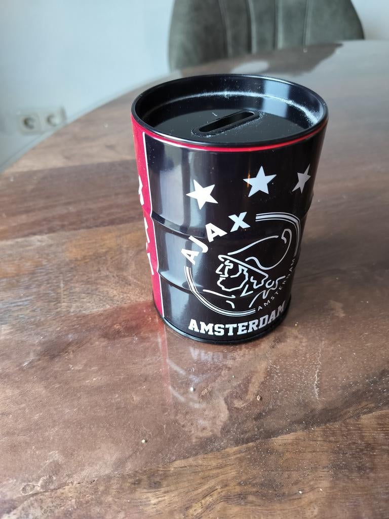 Ajax Spaarpot - Leuk voor de Fan!, Ophalen of Verzenden, Zo goed als nieuw, Metaal of Blik, Object of Gebouw
