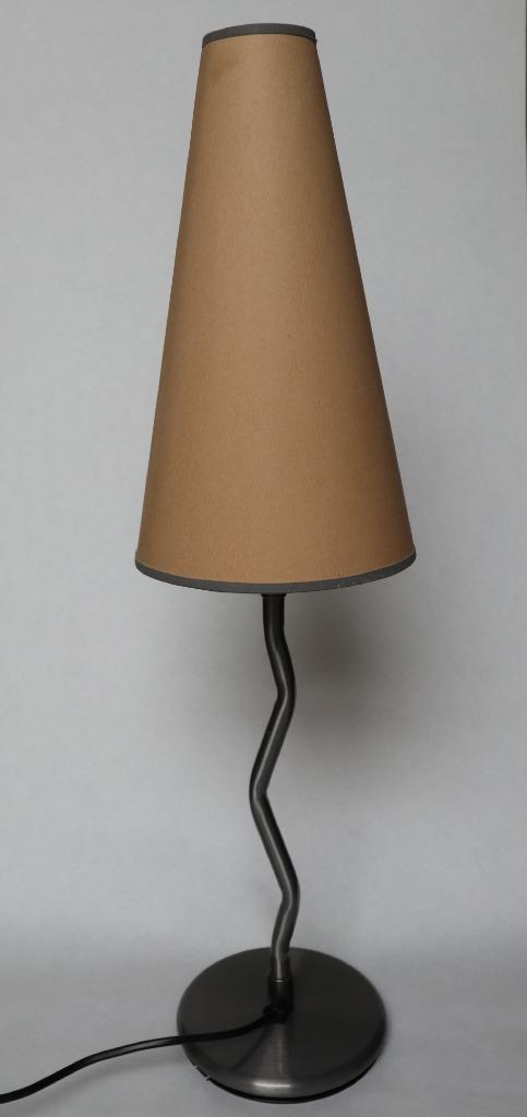 IKEA Antimon Tall Zigzag Squiggle Tafellamp Typ: B9303 10082, Huis en Inrichting, Lampen | Tafellampen, Zo goed als nieuw, 50 tot 75 cm