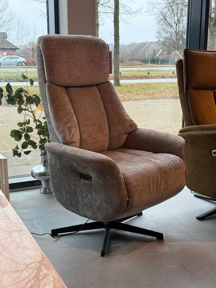Electrische relax fauteuils taupe !!DIRECT LEVERBAAR!!, Huis en Inrichting, Fauteuils, Nieuw, 50 tot 75 cm, Ophalen