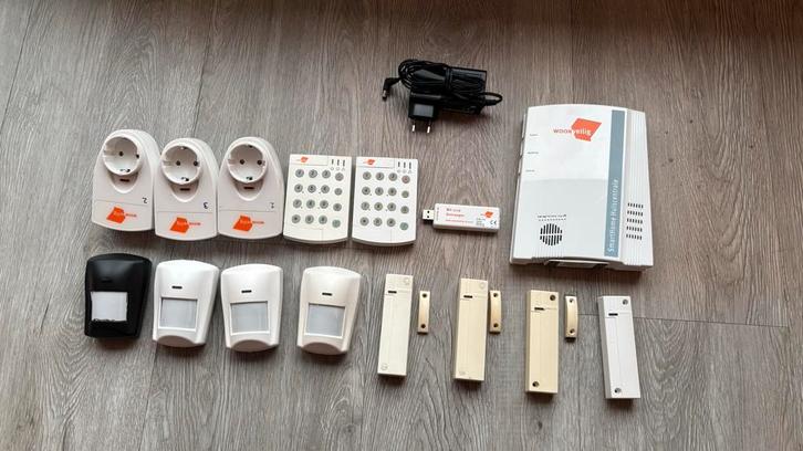 woonveilig alarm accessoires, Doe-het-zelf en Verbouw, Alarmsystemen, Gebruikt, Compleet systeem, Overige soorten, Draadloos, Afstandsbediening