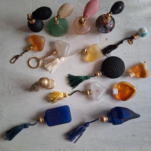 15 verschillende speciale parfumminiatuurtjes., Verzamelen, Parfumverzamelingen, Miniatuur, Ophalen of Verzenden