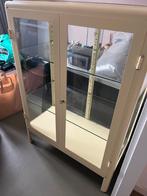 Ikea vitrine kast zachtgeel, Huis en Inrichting, Kasten | Vitrinekasten, Ophalen, 50 tot 100 cm, Zo goed als nieuw, 150 tot 200 cm