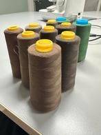 10 Klossen Lockgaren - Diverse Kleuren, Hobby en Vrije tijd, Naaien en Fournituren, Ophalen of Verzenden, Gebruikt, Garen of Naald(en)