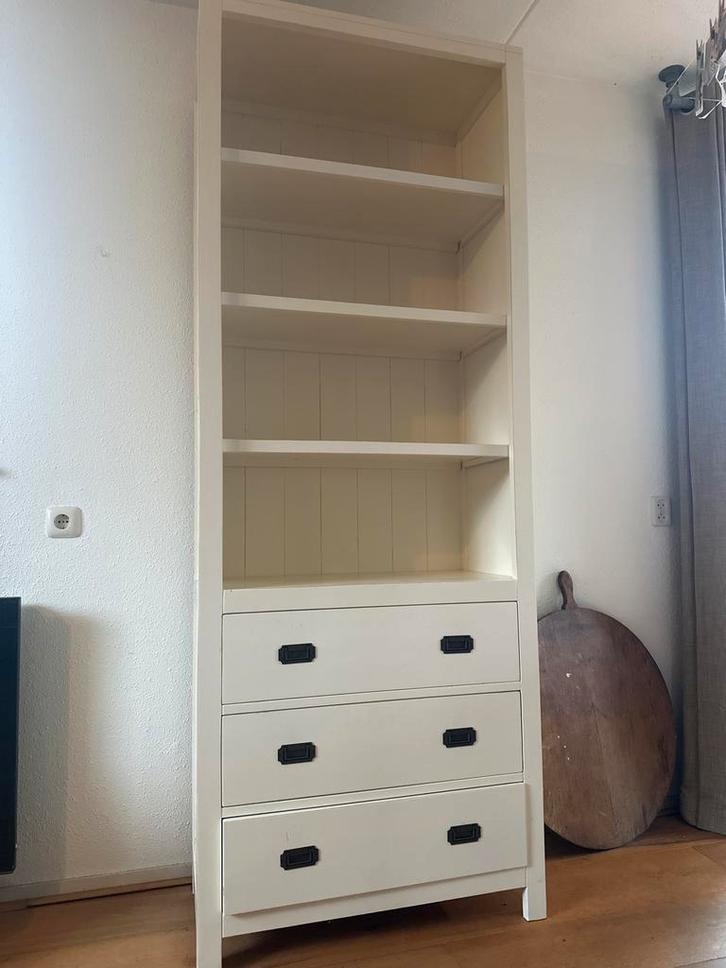 Witte landelijke boekenkast met drie laden, Huis en Inrichting, Kasten | Boekenkasten, Zo goed als nieuw, Minder dan 50 cm, 200 cm of meer