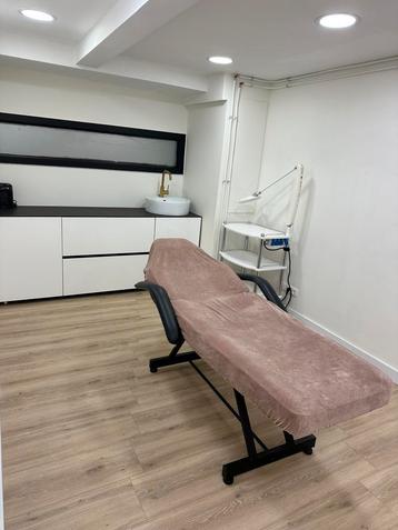 Behandelruimte te huur schoonheidsspecialist /massage/beauty beschikbaar voor biedingen