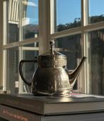 Verzilverde theepot, Antiek en Kunst, Antiek | Goud en Zilver, Ophalen of Verzenden, Zilver