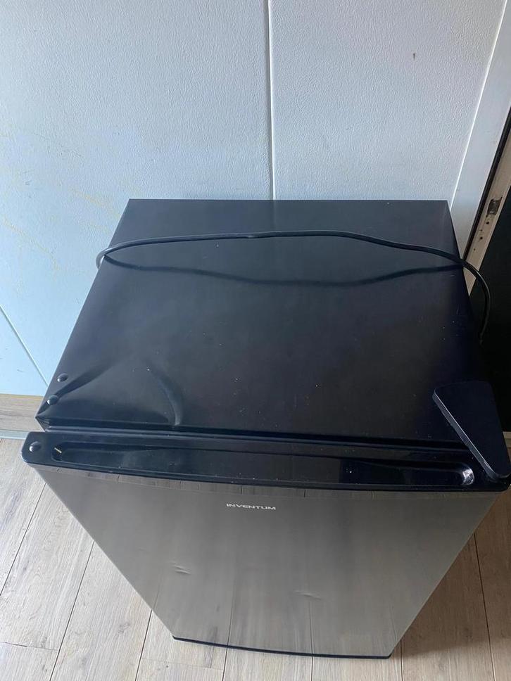 Kleine Inventum Koelkast - Ideaal voor kleine ruimtes!, Witgoed en Apparatuur, Koelkasten en IJskasten, Gebruikt, Met vriesvak