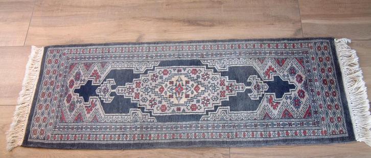 Oude pers handmade carpet Karachi 123 bij 50 cm, Antiek en Kunst, Antiek | Kleden en Textiel, Ophalen of Verzenden