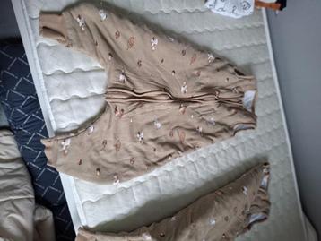 2 Slaapzakken/ overall mt 92 beschikbaar voor biedingen