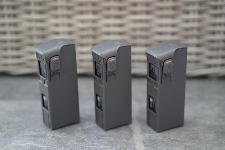 DJI Avata 2 Batterijen, Audio, Tv en Foto, Drones, Zo goed als nieuw, Ophalen of Verzenden