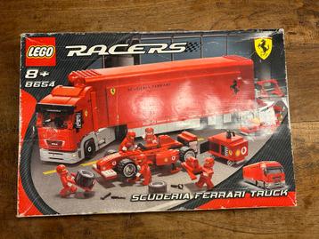 Lego Racers 8654 Scuderia Ferrari Truck beschikbaar voor biedingen