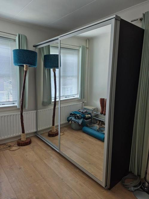 IGS: IKEA Pax kast 200x201x66cm met spiegel schuifdeuren, Huis en Inrichting, Kasten | Kledingkasten, Zo goed als nieuw, 200 cm of meer
