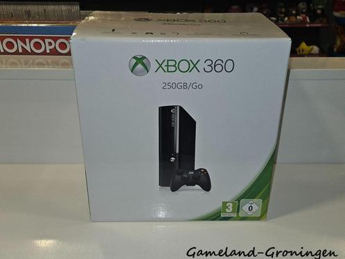 Xbox 360 New Slim 250GB met Controller & Bedrading (Boxed), Spelcomputers en Games, Spelcomputers | Xbox 360, Gebruikt, 250 GB