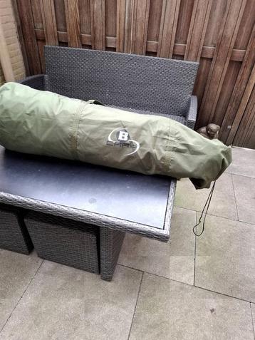 Te koop 2 persoons tent beschikbaar voor biedingen