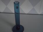 blauw geblazen glas buisvaas op voet 23cm Handmade solifleur, Blauw, Ophalen of Verzenden, Minder dan 50 cm, Glas