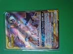 Solgaleo & lunala gx 216 tag team, Hobby en Vrije tijd, Verzamelkaartspellen | Pokémon, Ophalen of Verzenden, Zo goed als nieuw