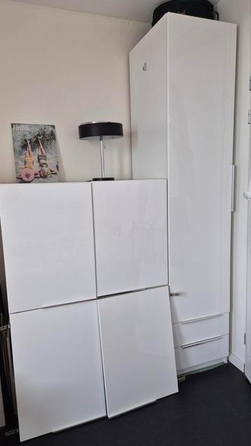 Ikea Pax 2 kledingkasten met hoogglansdeur B100xH70xD60 wit