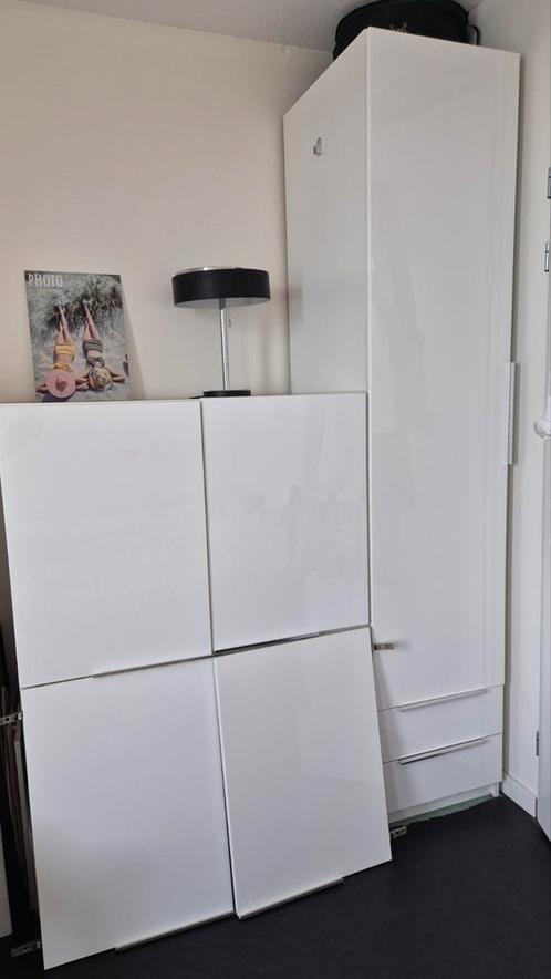 Ikea Pax 2 kledingkasten met hoogglansdeur B100xH70xD60 wit, Huis en Inrichting, Kasten | Kledingkasten, Gebruikt, Minder dan 100 cm