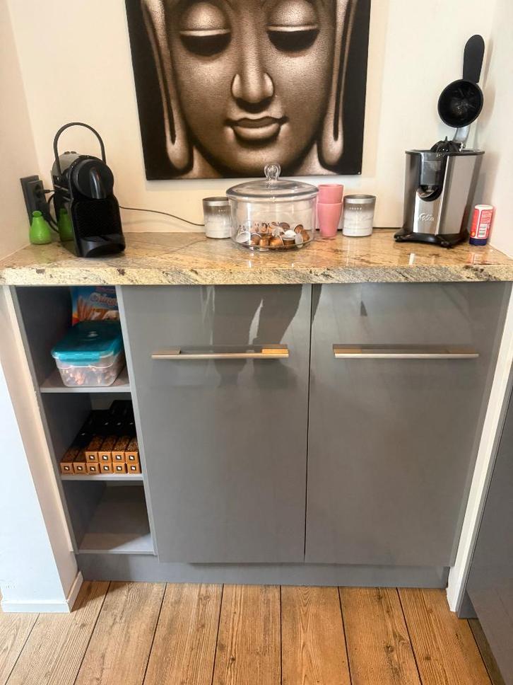 keuken, Huis en Inrichting, Keuken | Complete keukens, Zo goed als nieuw, Hoekkeuken, Grijs, Graniet of Steen, Hoogglans of Gelakt