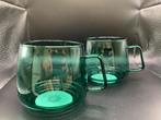 Twee groene glazen mokjes, Glas of Glazen, Nieuw, Ophalen of Verzenden, Glas