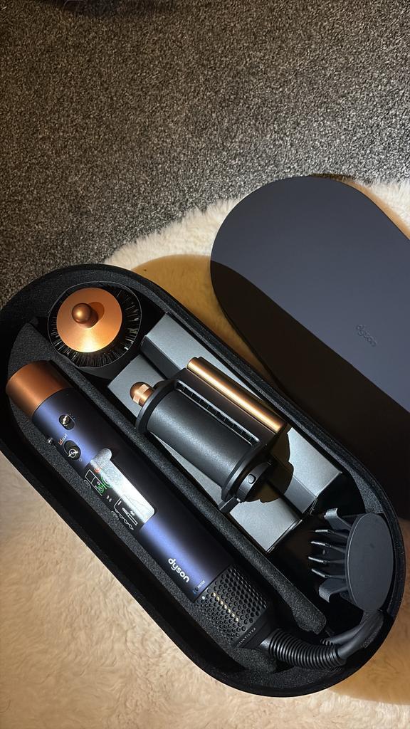 Dyson Airwrap, Sieraden, Tassen en Uiterlijk, Uiterlijk | Haarverzorging, Zo goed als nieuw, Föhn of Haardroger, Ophalen of Verzenden