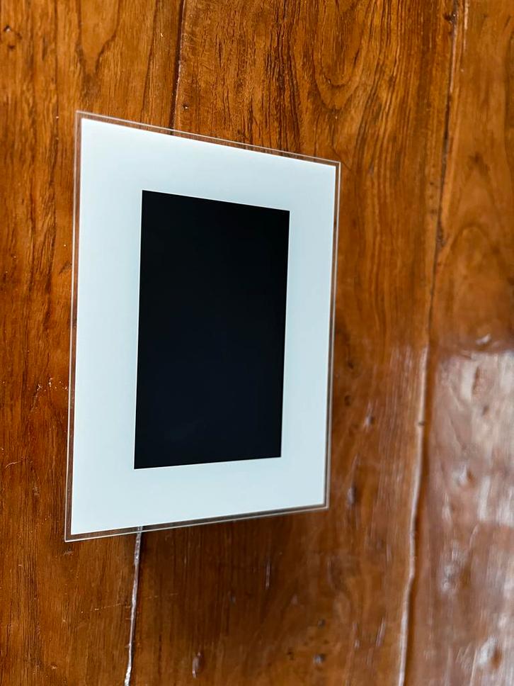 Loytec LVIS 3me 7 G1 Scherm - tbv gebouw/smart home, Doe-het-zelf en Verbouw, Elektra en Kabels, Zo goed als nieuw, Overige typen